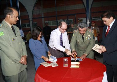 Lanamento do selo comemorativo dos Correios