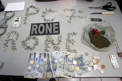 Os acusados estavam com 280 pedras de crack