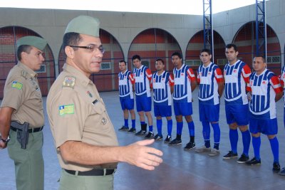 Cel Rubens abe torneio de futsal