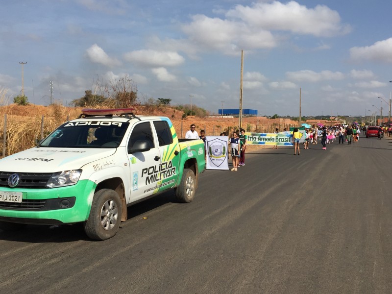 20160909-desfile torquato neto