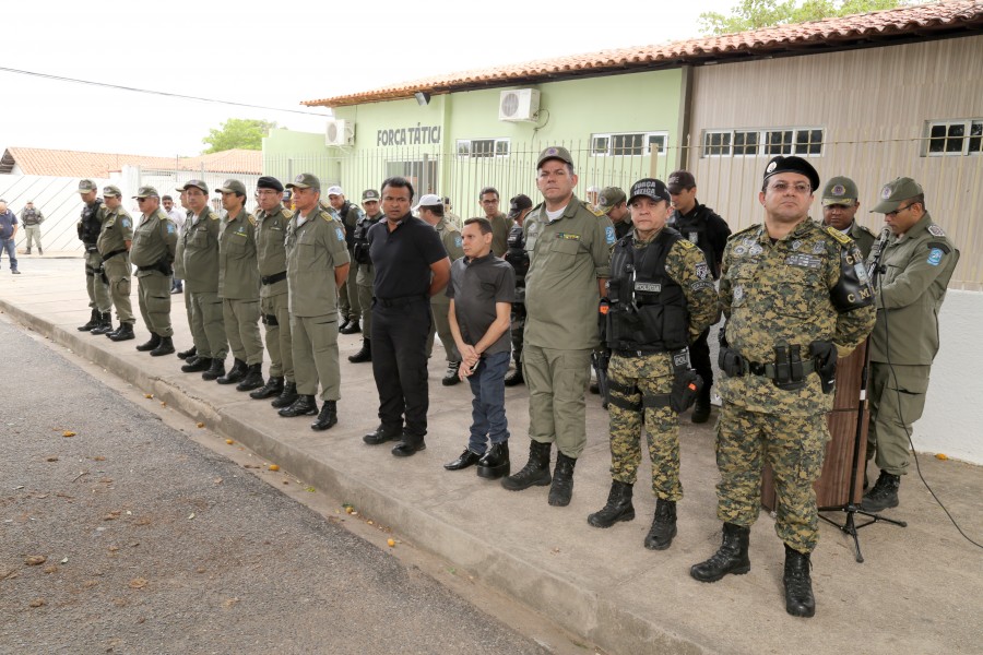 fora ttica 4 CIA / 1 BPM