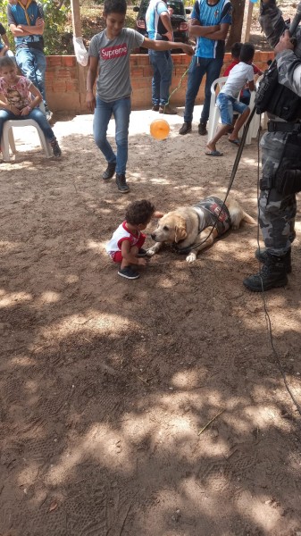 CANIL participa de comemorao do dia das crianas