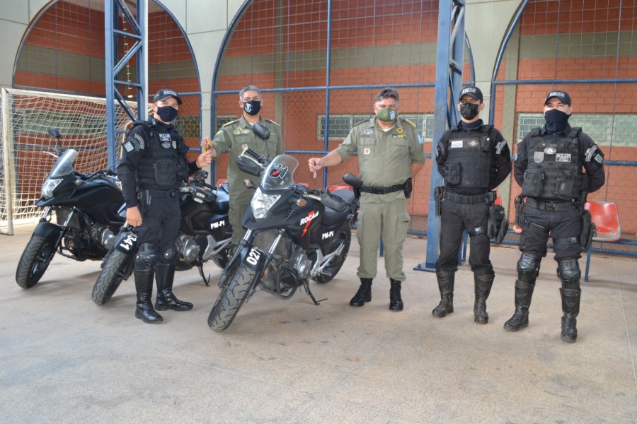 ENTREGA DE VIATURAS