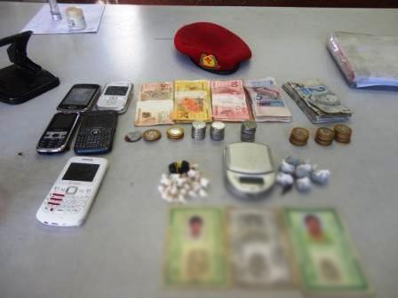 IRonda Cidadão desarticula ponto de comercialização de entorpecentes na Zona Sul